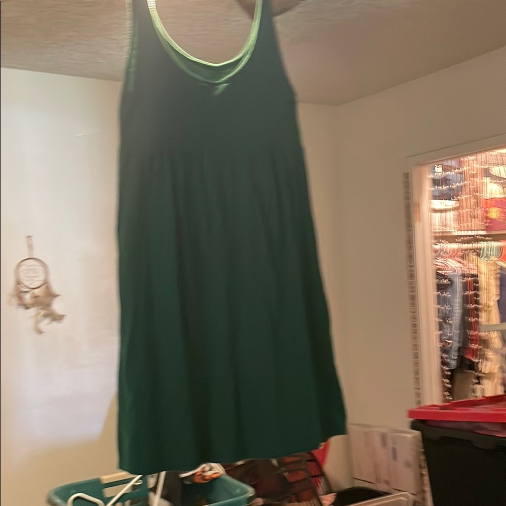 Green Sleeveless Dress